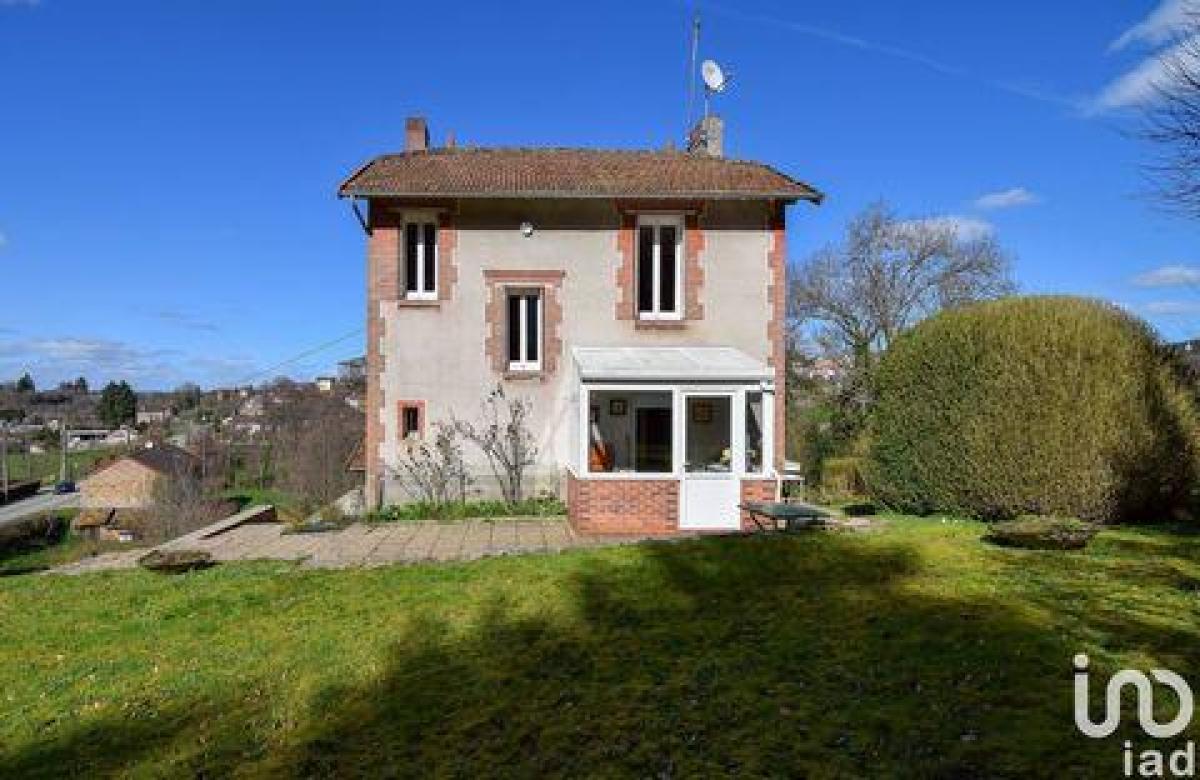 Picture of Home For Sale in Bourganeuf, Limousin, France