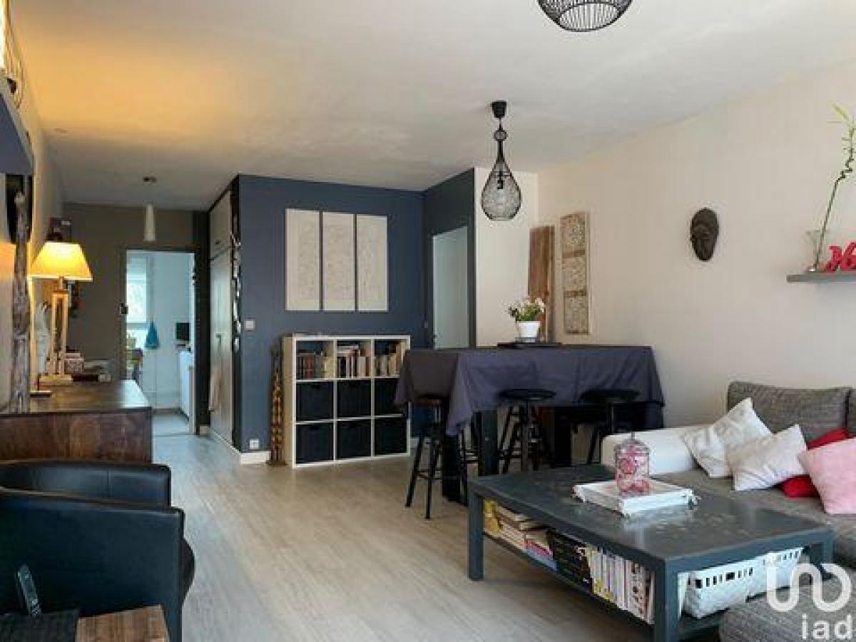 Picture of Condo For Sale in Survilliers, Picardie, France