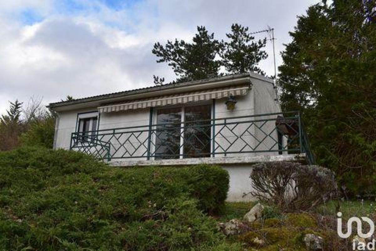 Picture of Home For Sale in Sens, Bourgogne, France