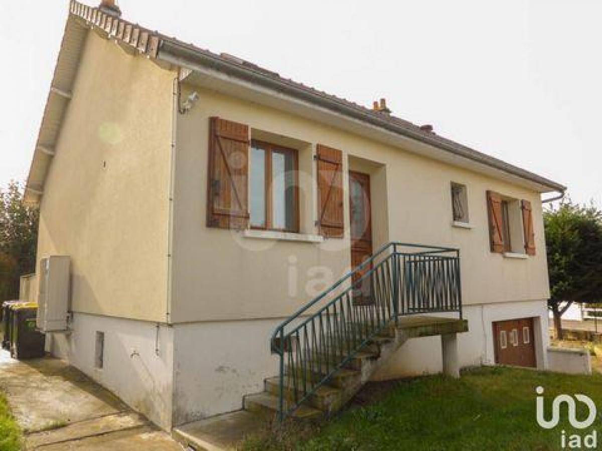 Picture of Home For Sale in Auxerre, Bourgogne, France