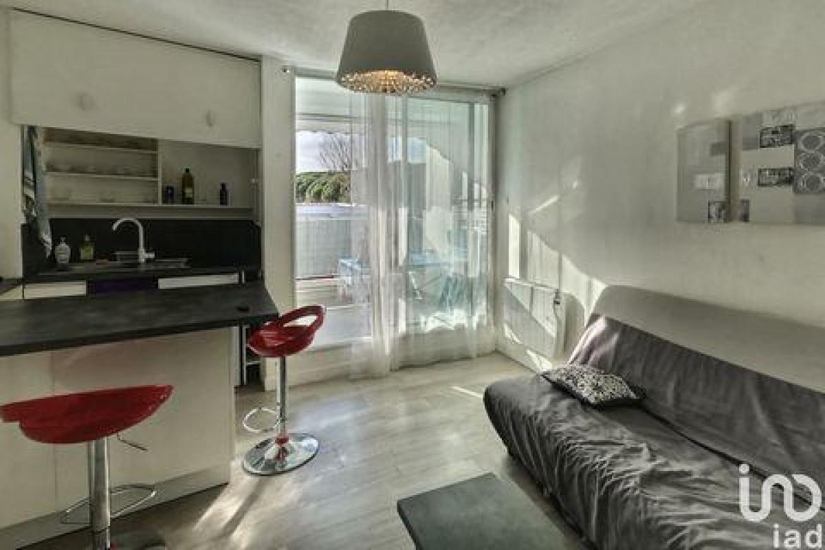 Picture of Apartment For Sale in La Grande Motte, Centre, France