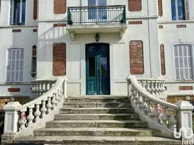 Condo For Sale in Dourdan, France
