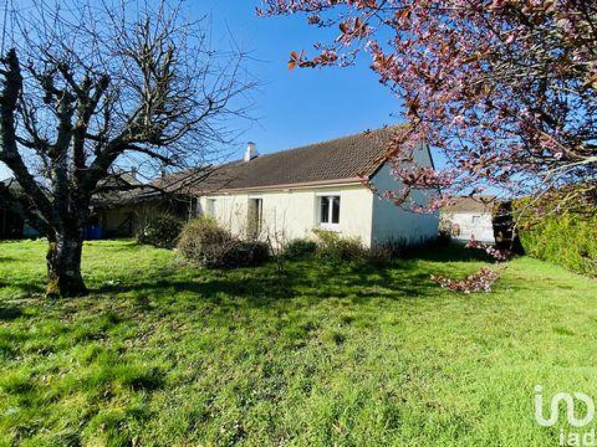 Picture of Home For Sale in Amilly, Centre, France