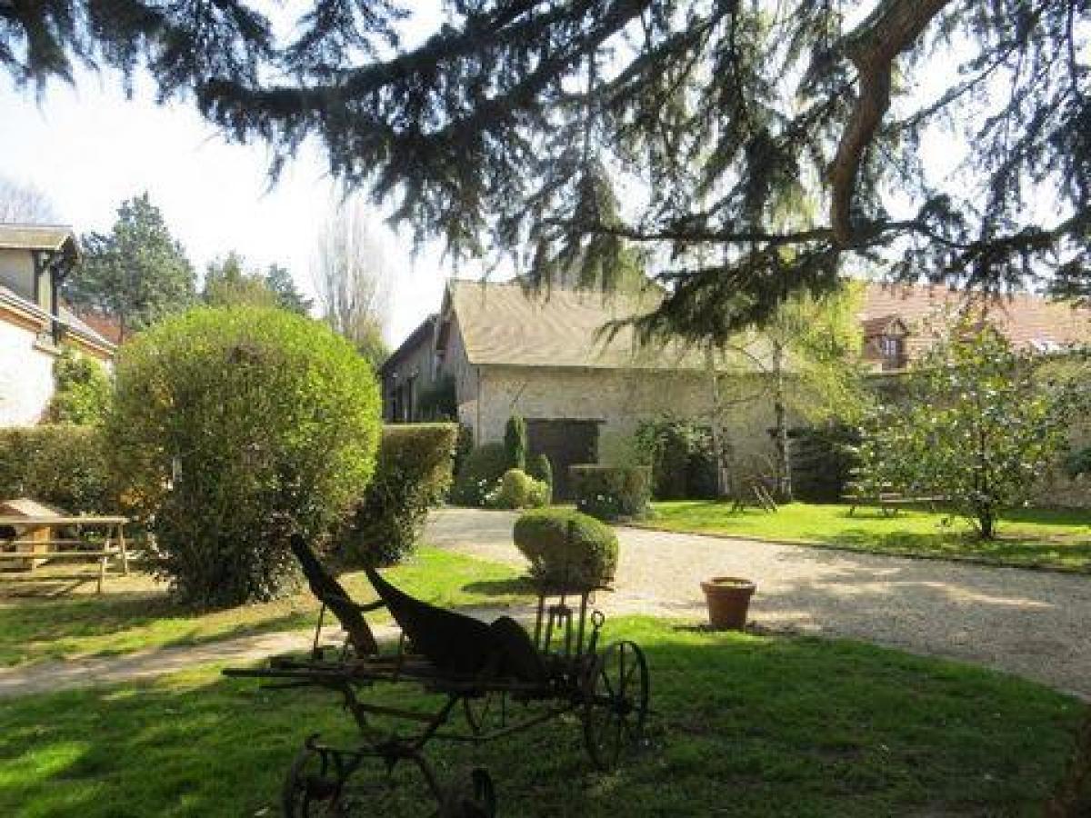 Picture of Home For Sale in Rambouillet, Picardie, France
