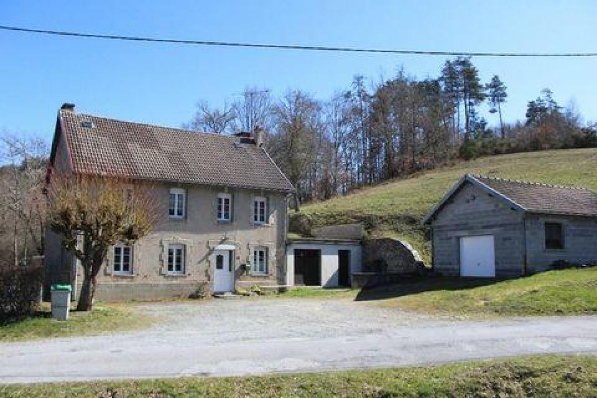 Picture of Home For Sale in Clairavaux, Creuse, France