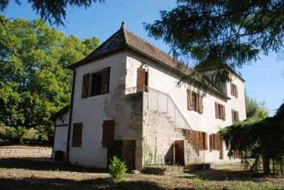 Home For Sale in Tournus, France
