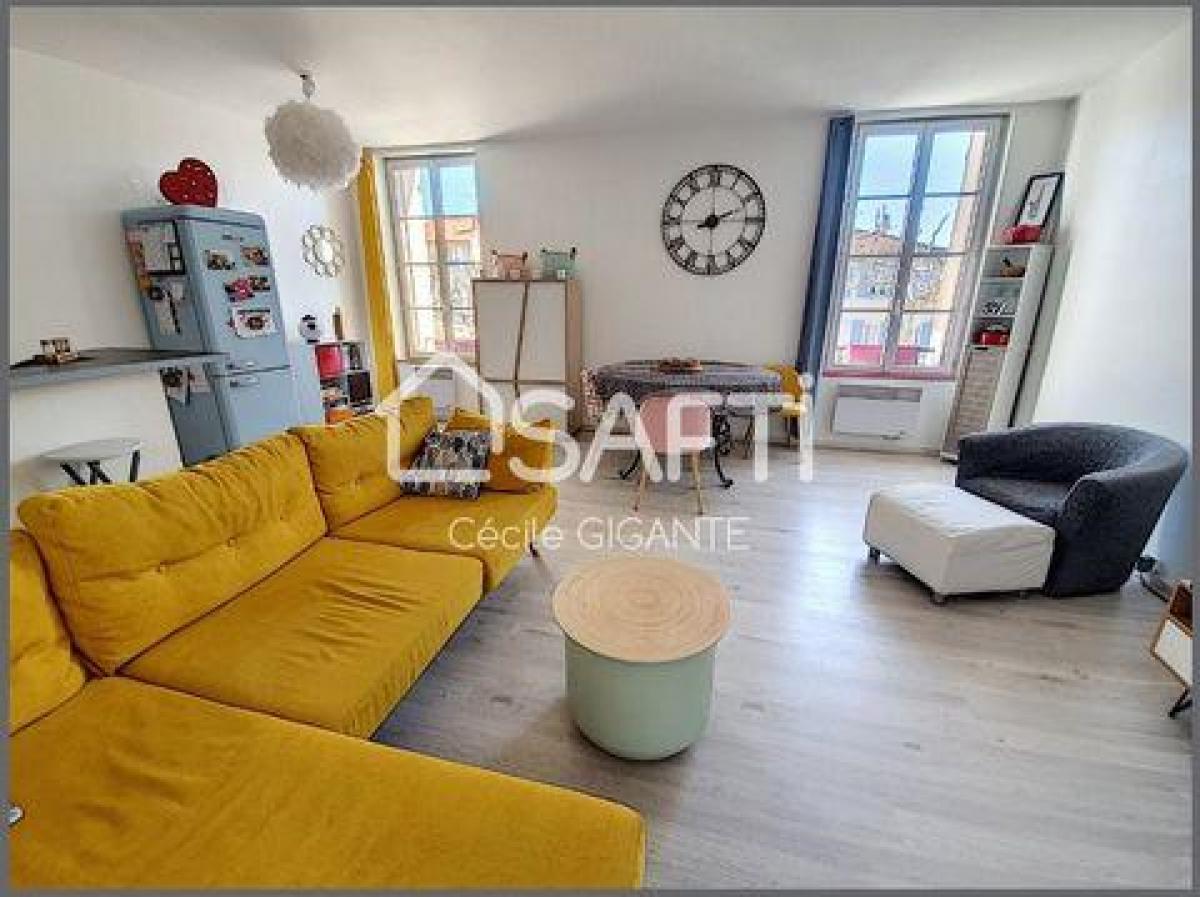 Picture of Apartment For Sale in Aubignan, Provence-Alpes-Cote d'Azur, France