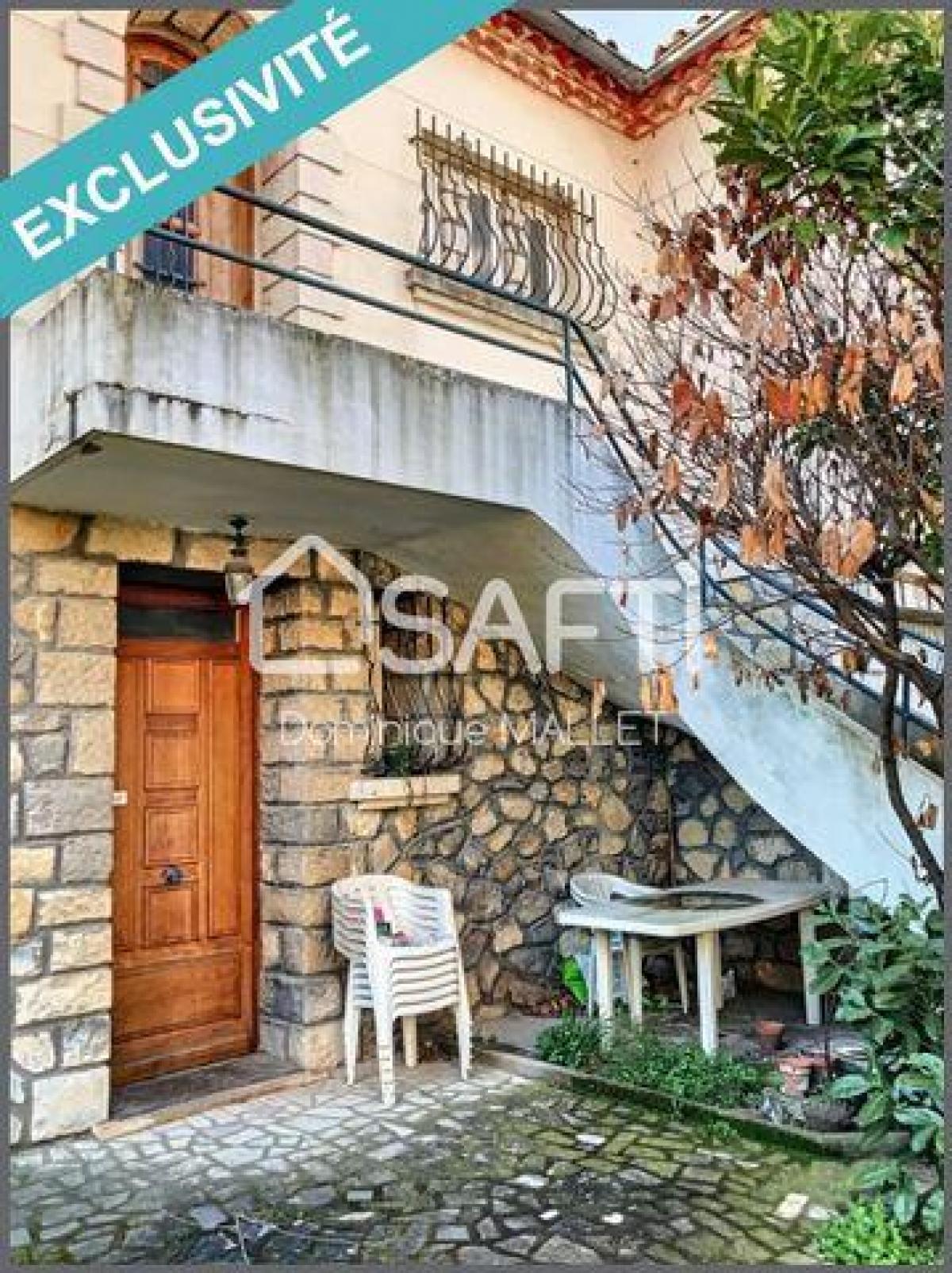 Picture of Home For Sale in Nimes, Languedoc Roussillon, France