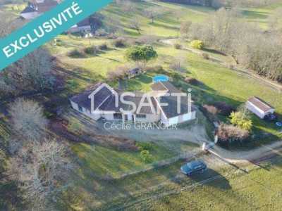 Home For Sale in Perigueux, France