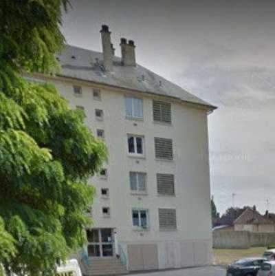 Apartment For Sale in Saint-Marcel, France