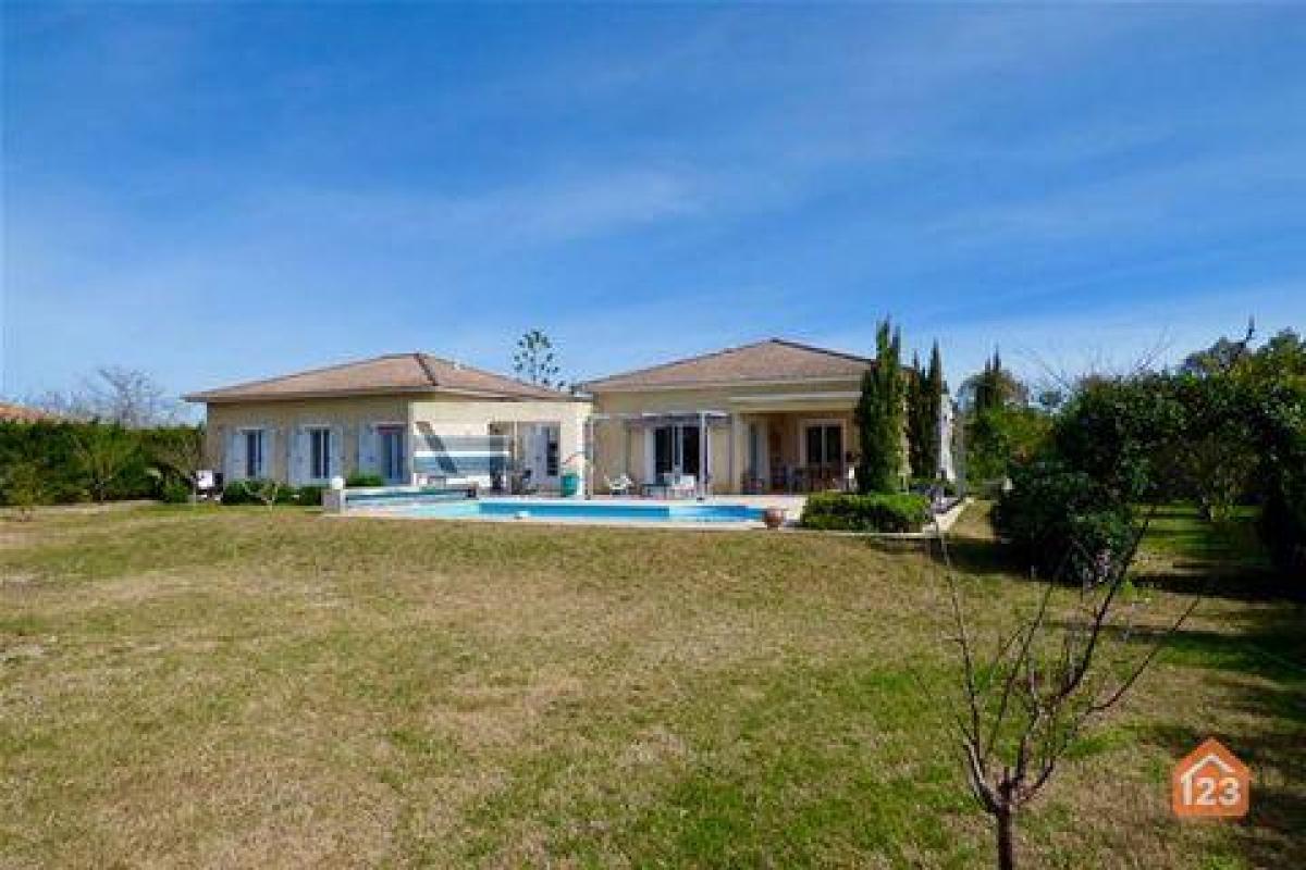 Picture of Home For Sale in Lucciana, Corse, France