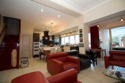 Home For Sale in Sens, France