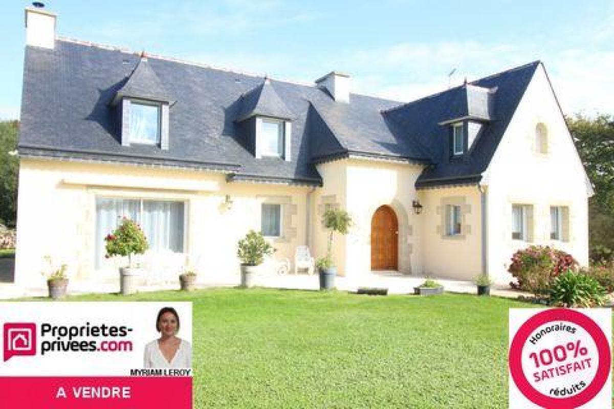 Picture of Home For Sale in Lannion, Bretagne, France