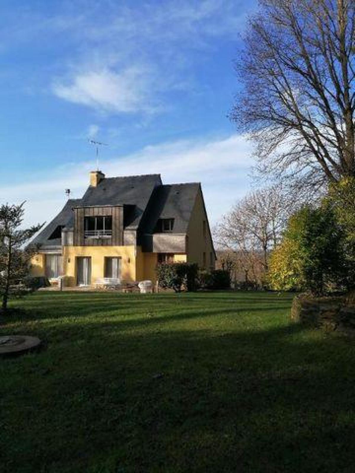 Picture of Home For Sale in La Gacilly, Bretagne, France