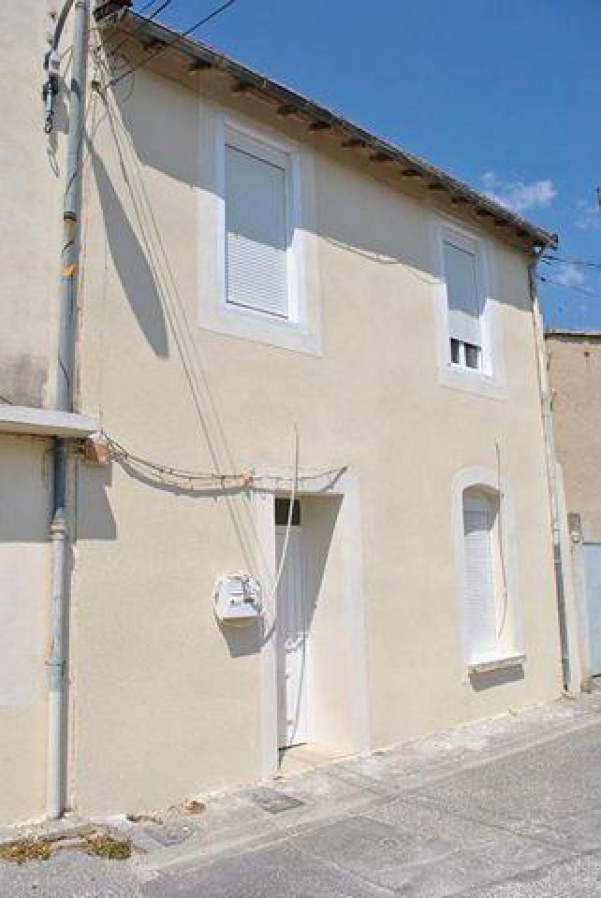 Picture of Home For Sale in Avignon, Provence-Alpes-Cote d'Azur, France