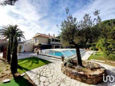 Home For Sale in Cavalaire Sur Mer, France