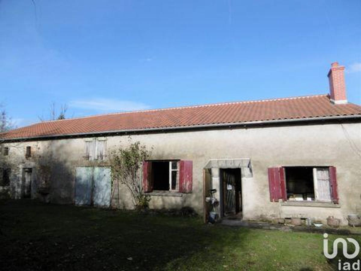Picture of Home For Sale in Bourg Archambault, Poitou Charentes, France