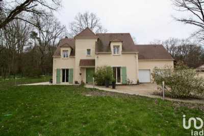 Home For Sale in Rambouillet, France