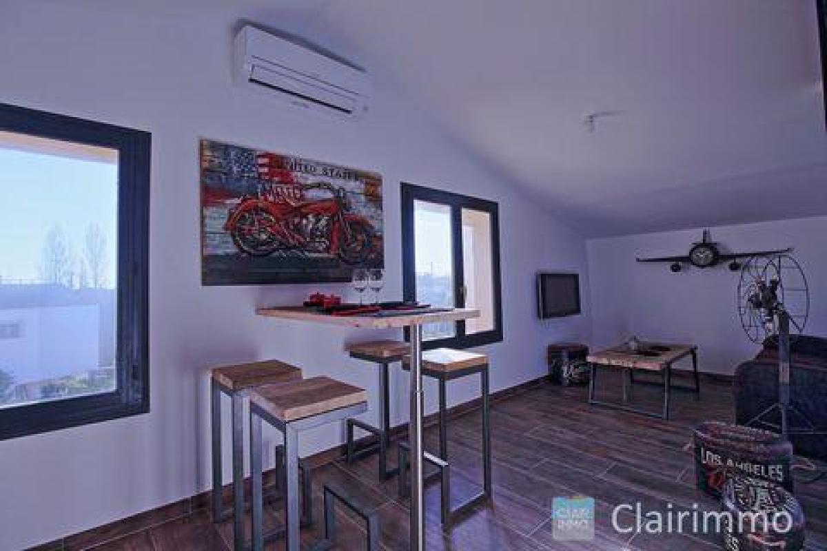 Picture of Apartment For Sale in Istres, Provence-Alpes-Cote d'Azur, France