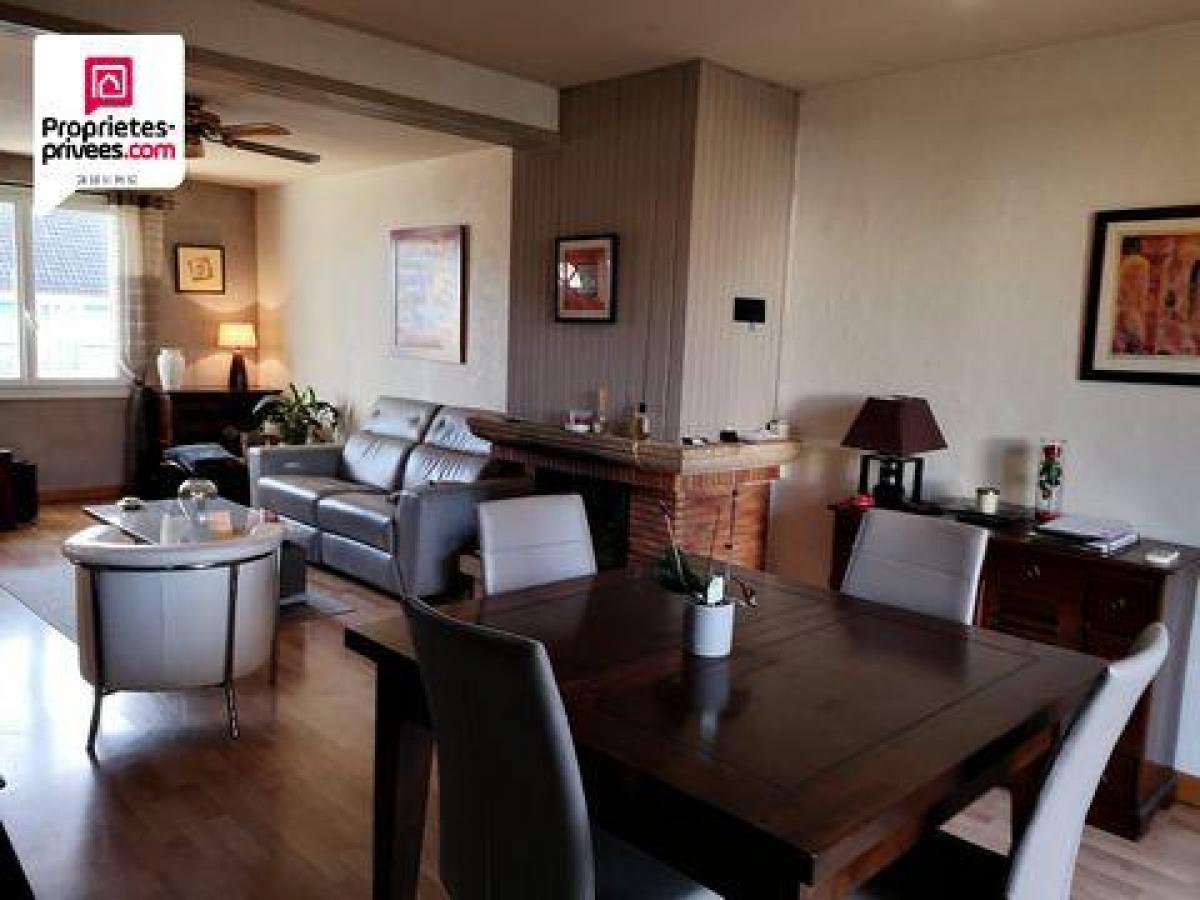 Picture of Home For Sale in Chartres, Centre, France