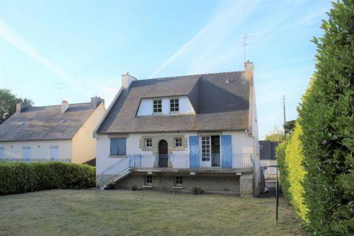 Picture of Home For Sale in Yffiniac, Bretagne, France