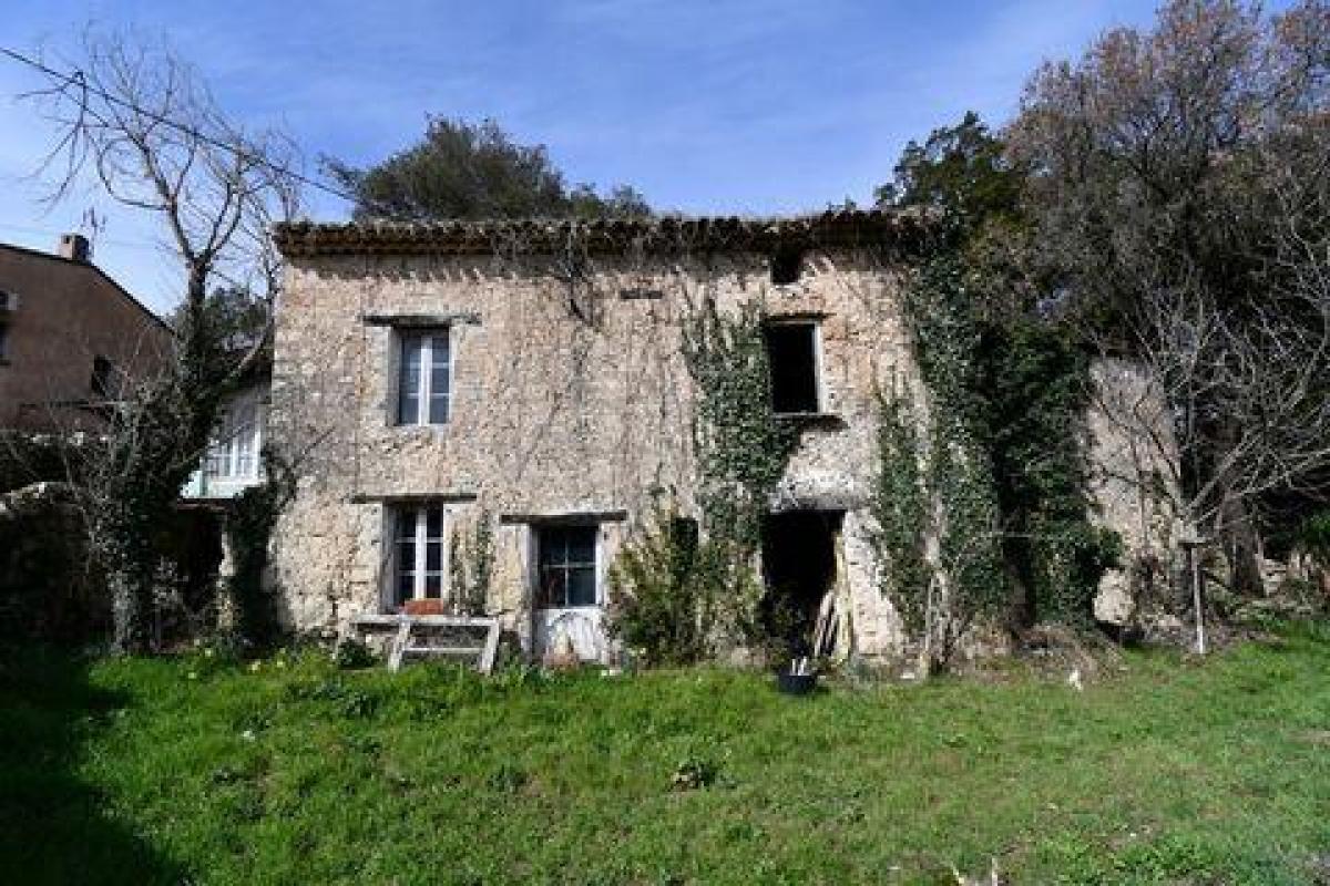 Picture of Home For Sale in ENTRECASTEAUX, Cote d'Azur, France