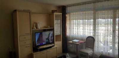 Condo For Sale in Cenon, France