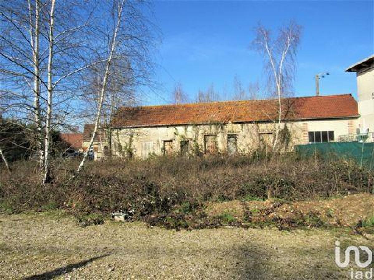 Picture of Home For Sale in Sandillon, Centre, France