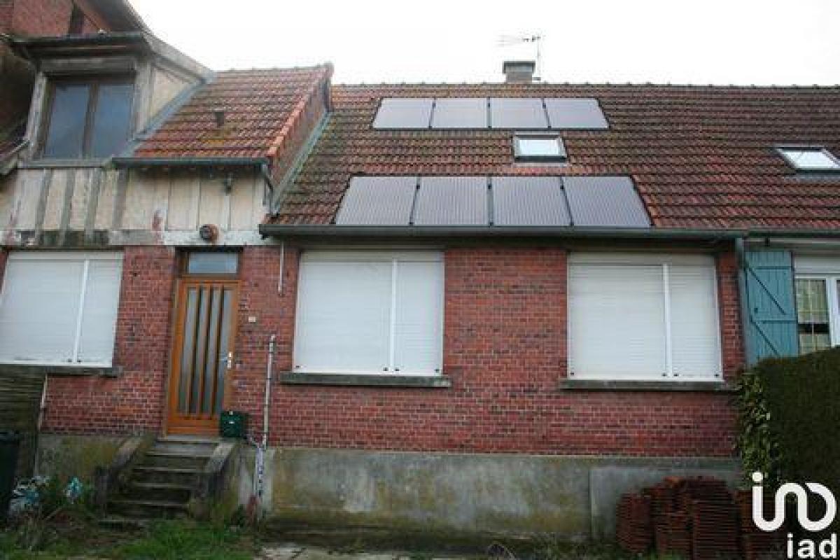 Picture of Home For Sale in Chaulnes, Picardie, France