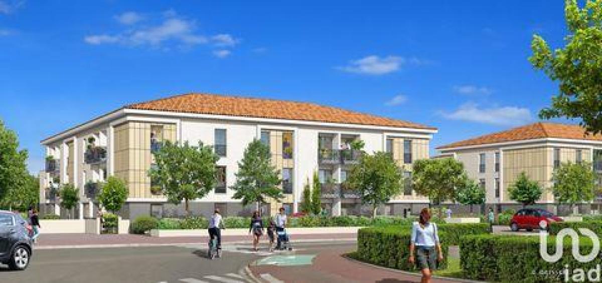 Picture of Condo For Sale in Merignac, Poitou Charentes, France