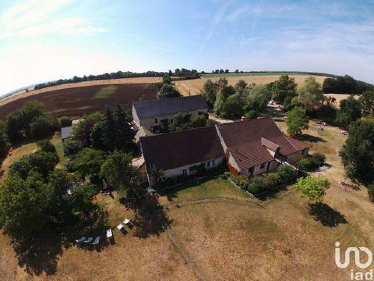 Picture of Industrial For Sale in Gien, Centre, France