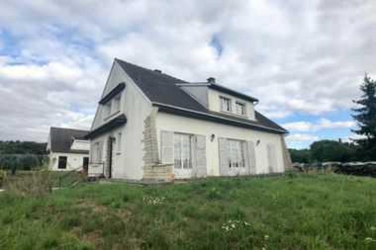 Picture of Home For Sale in Soissons, Picardie, France
