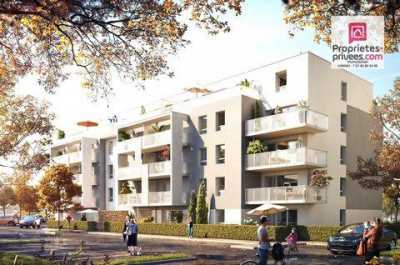 Condo For Sale in Vannes, France