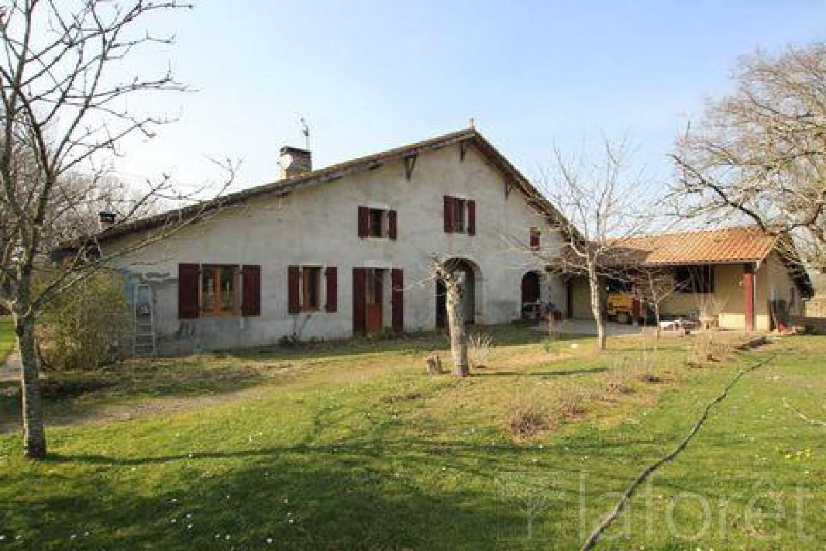 Picture of Home For Sale in Orthez, Aquitaine, France