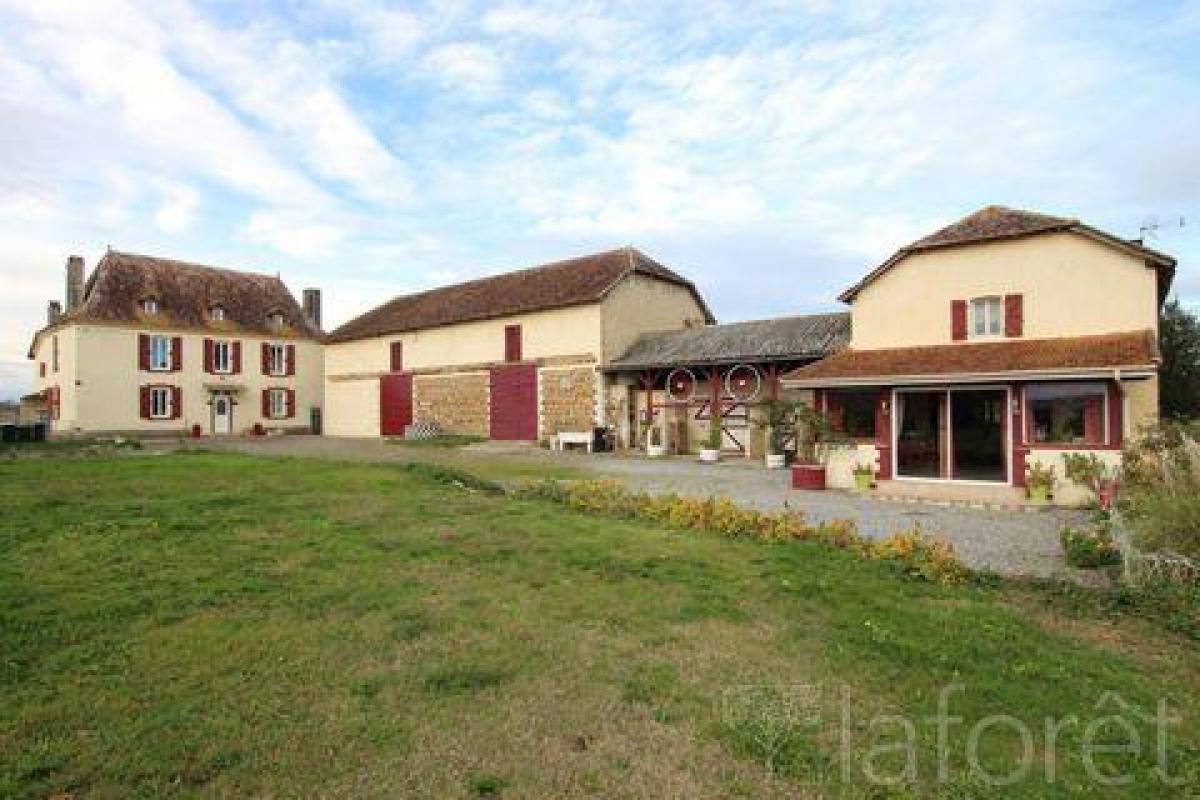 Picture of Home For Sale in Orthez, Aquitaine, France