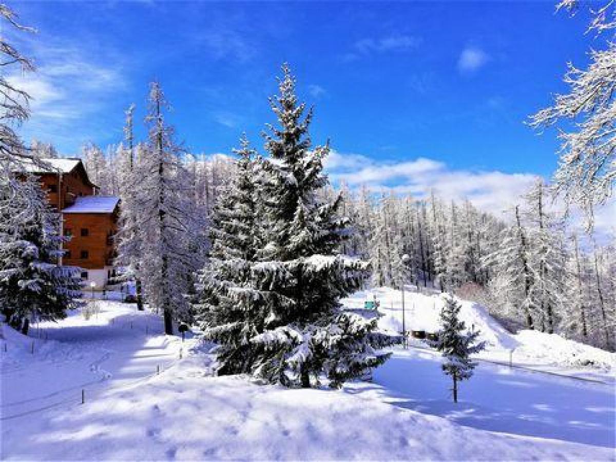 Picture of Apartment For Sale in Valberg, Provence-Alpes-Cote d'Azur, France