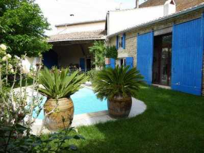 Home For Sale in Nimes, France