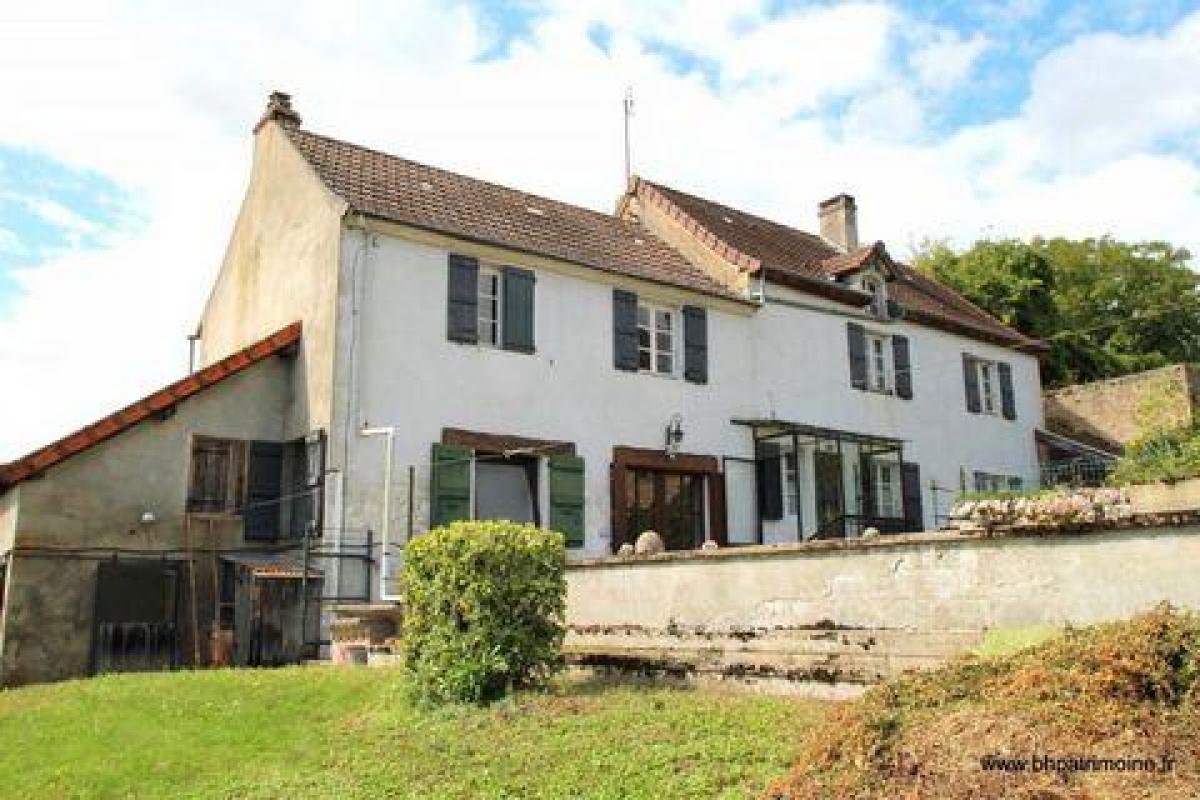 Picture of Home For Sale in Charolles, Bourgogne, France