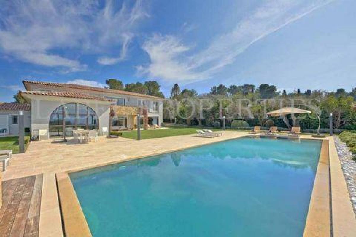 Picture of Home For Sale in Mougins, Cote d'Azur, France