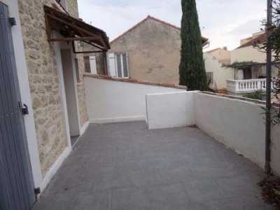 Condo For Sale in Carpentras, France