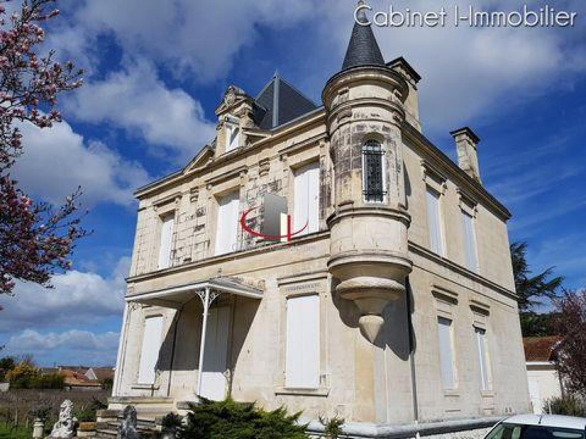 Picture of Home For Sale in Libourne, Aquitaine, France
