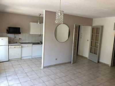 Condo For Sale in SIX FOURS LES PLAGES, France