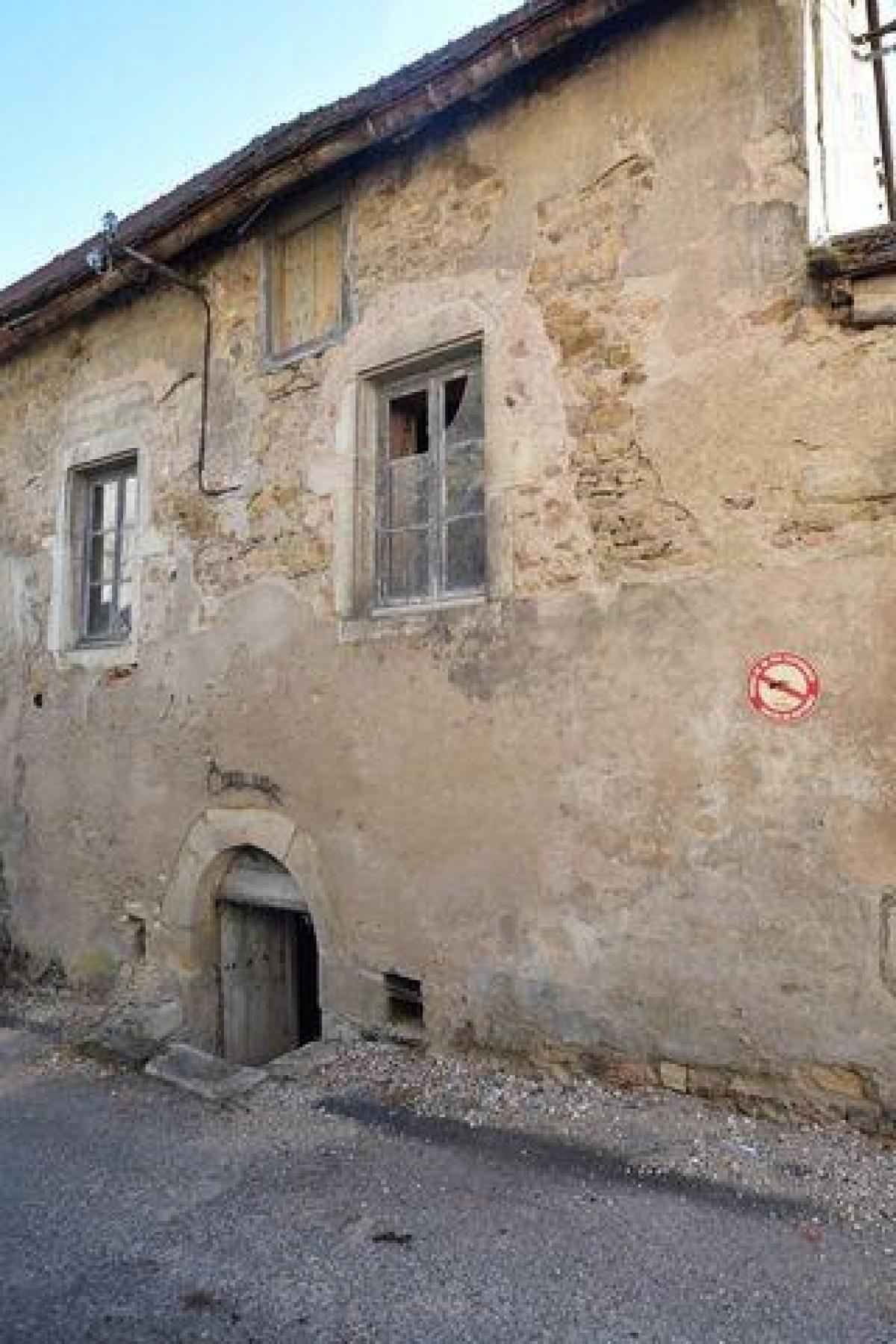 Picture of Home For Sale in Couches, Bourgogne, France