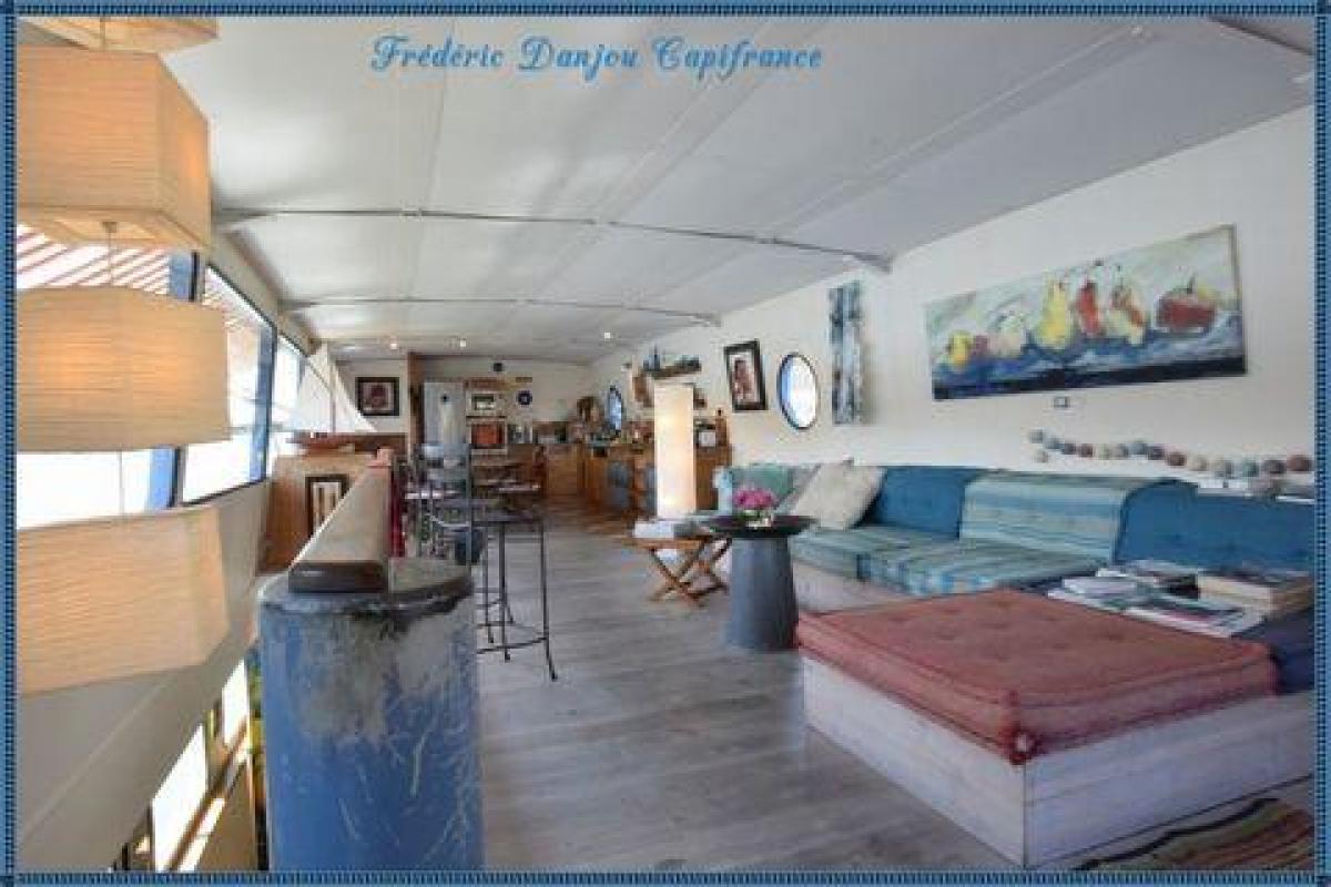 Picture of Home For Sale in Bayonne, Aquitaine, France