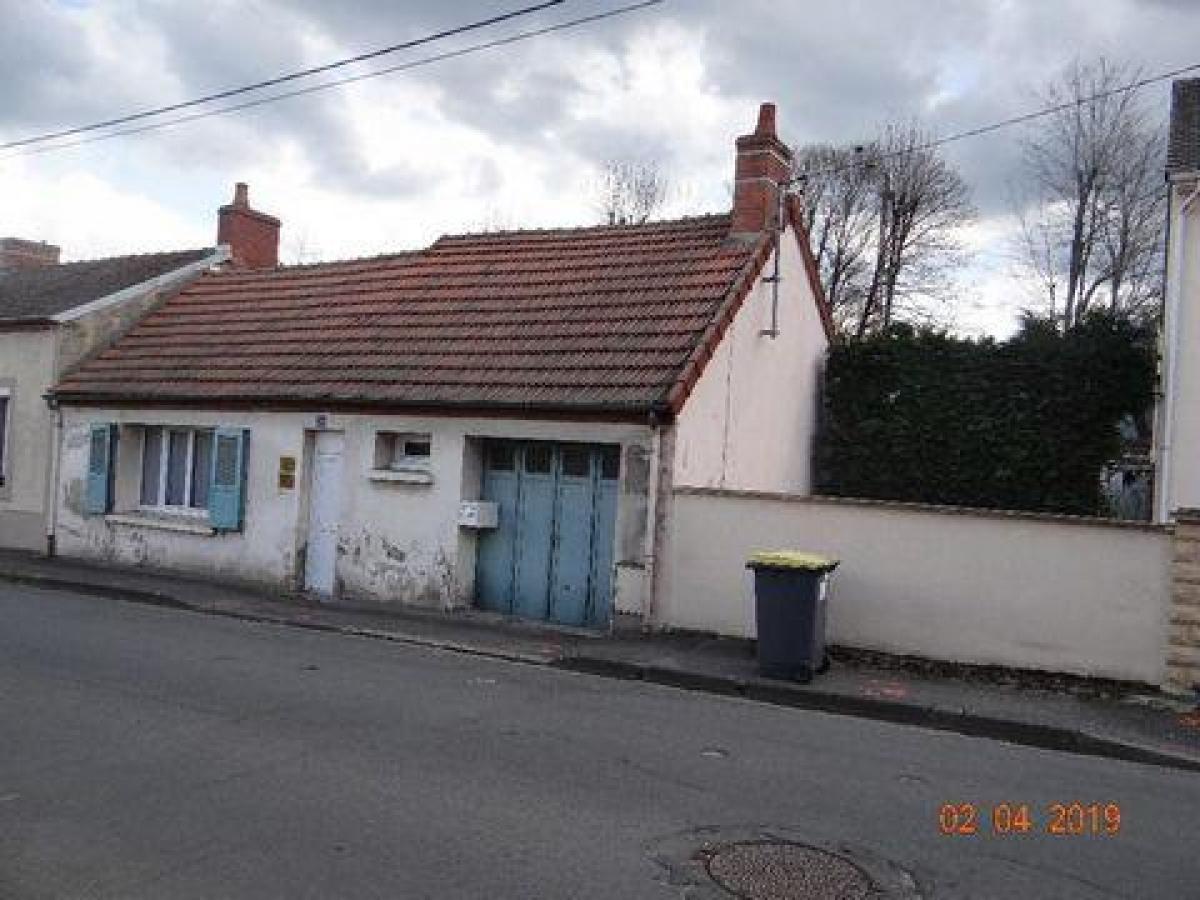 Picture of Home For Sale in Commentry, Auvergne, France