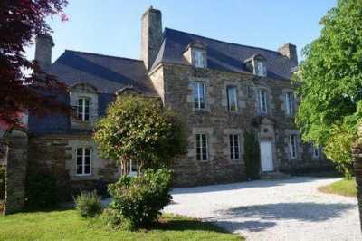 Home For Sale in Uzel, France