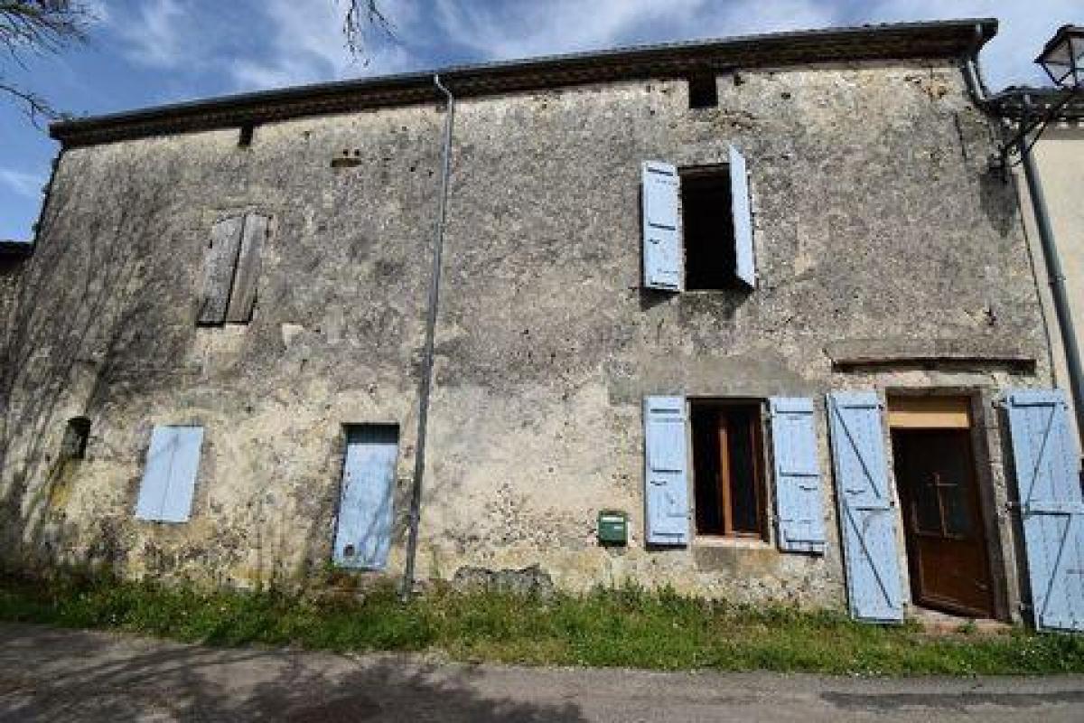 Picture of Home For Sale in Nerac, Aquitaine, France