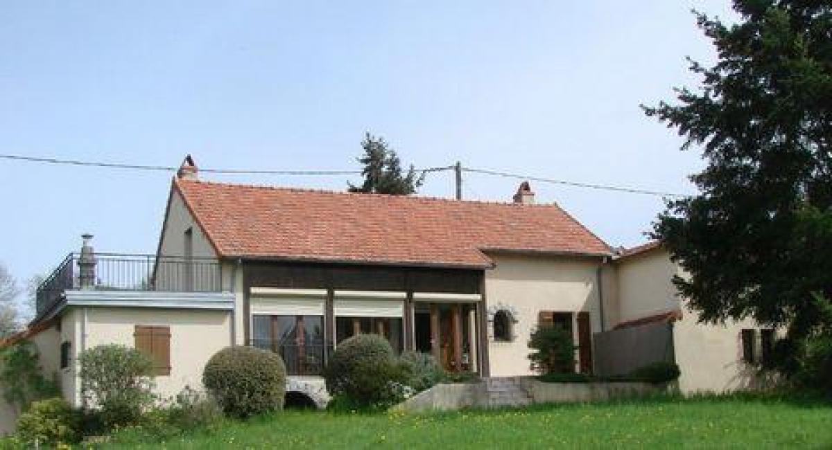 Picture of Home For Sale in Autun, Bourgogne, France