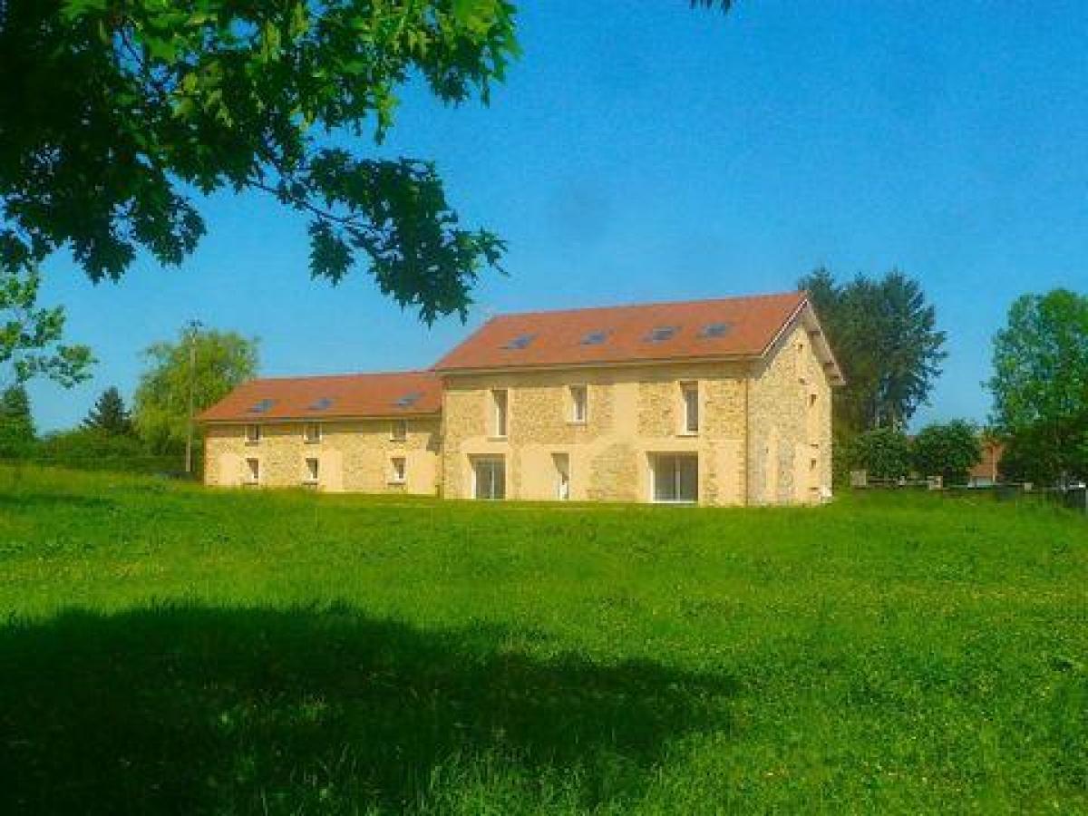 Picture of Home For Sale in Charolles, Bourgogne, France