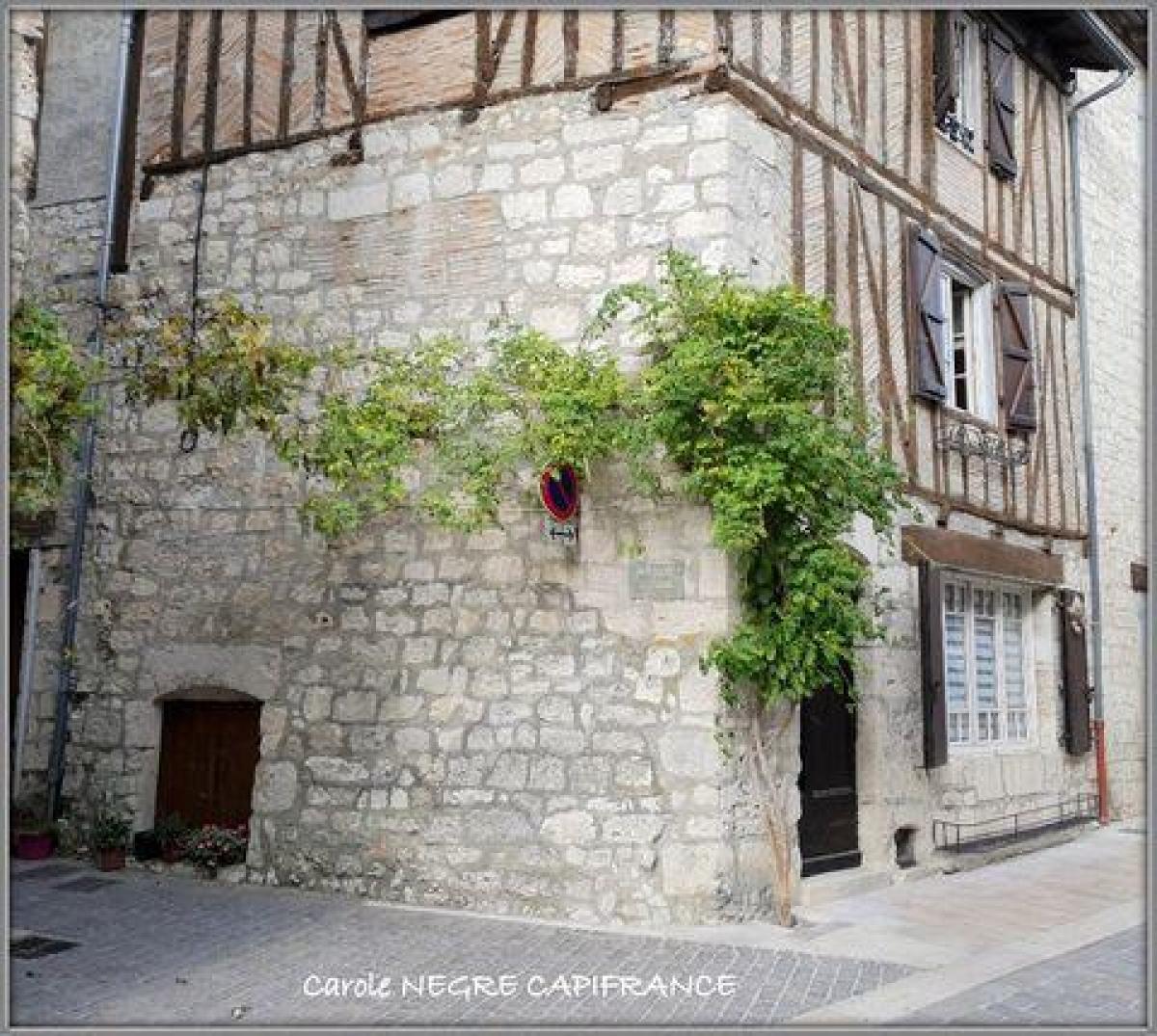 Picture of Home For Sale in Lauzerte, Midi Pyrenees, France